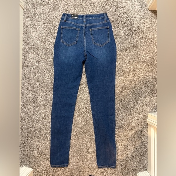 NWT 🏷️ Fashion Nova High Waisted Skinny Jeans size 9 - Picture 3 of 3
